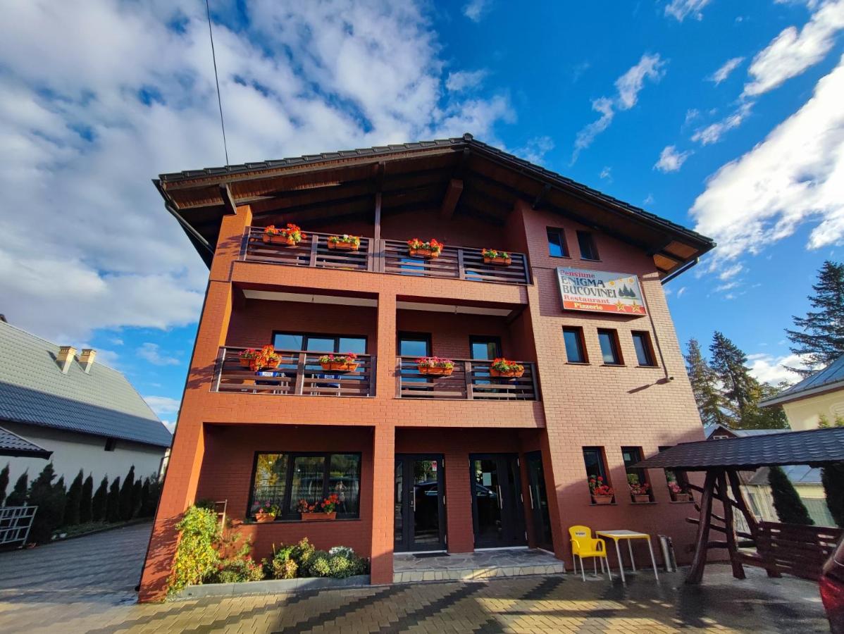 Hotel Enigma Bucovinei Vicovu de Jos Exterior foto